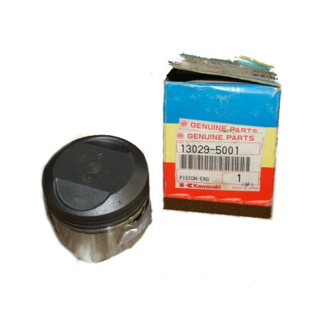 Service Moto Pieces|Moteur - Piston - (+1.00) - CB900F - ø65.50 - 13105-438-010|Piston - Segment|80,40 €